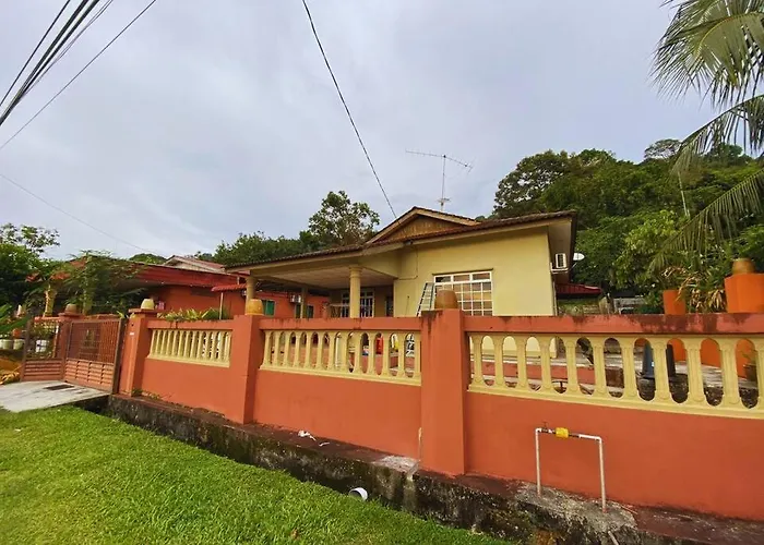Batu Pahat Qastina Gunong Soga Homestay